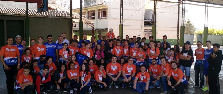 6º encontro do projeto DOM recebe jogadores e comissão técnica do Joaçaba Futsal